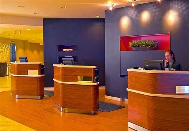 فندق Courtyard By Marriott New York Laguardia Airport المظهر الداخلي الصورة