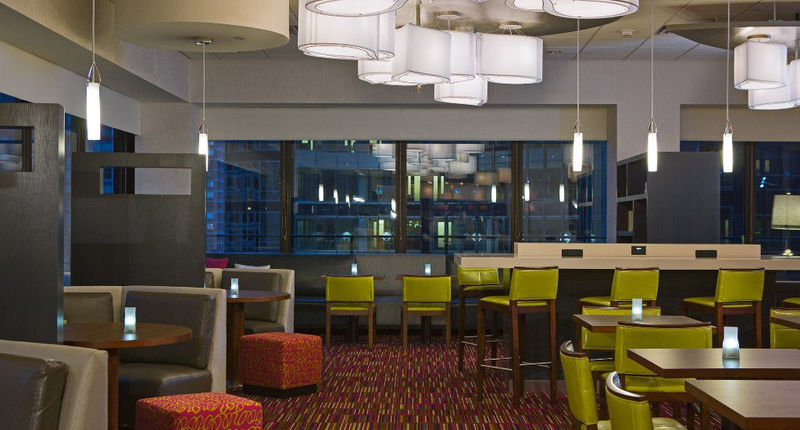 فندق Courtyard By Marriott New York Laguardia Airport المظهر الخارجي الصورة