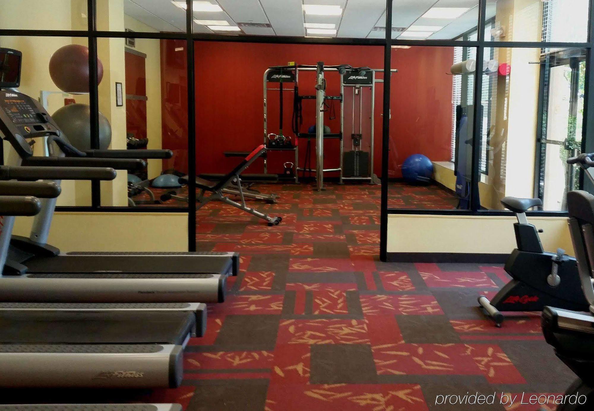 فندق Courtyard By Marriott New York Laguardia Airport المظهر الخارجي الصورة
