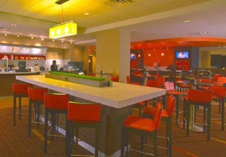 فندق Courtyard By Marriott New York Laguardia Airport المظهر الخارجي الصورة